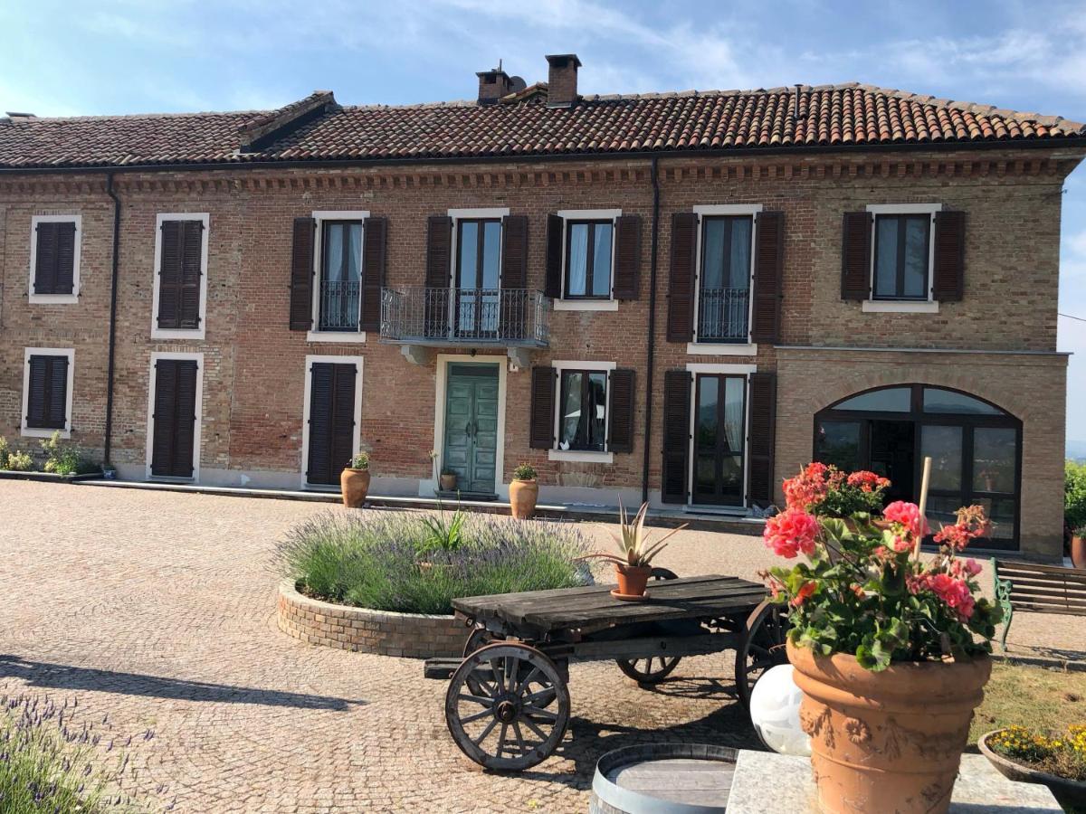 コスティリオーレ・ダスティ Cascina San Michele Bed & Breakfast エクステリア 写真