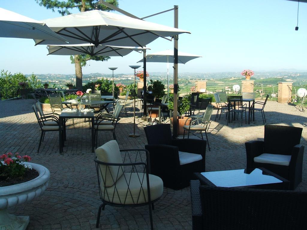 コスティリオーレ・ダスティ Cascina San Michele Bed & Breakfast エクステリア 写真